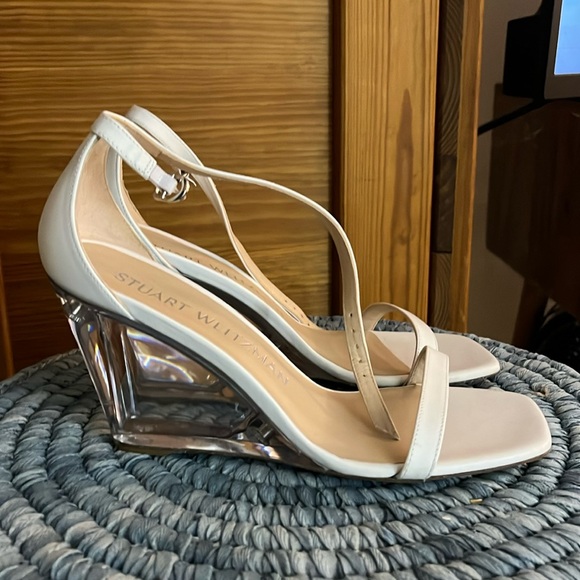 NWOT Stuart Weitzmanan shoes size 9 made in Spain - Picture 1 of 5